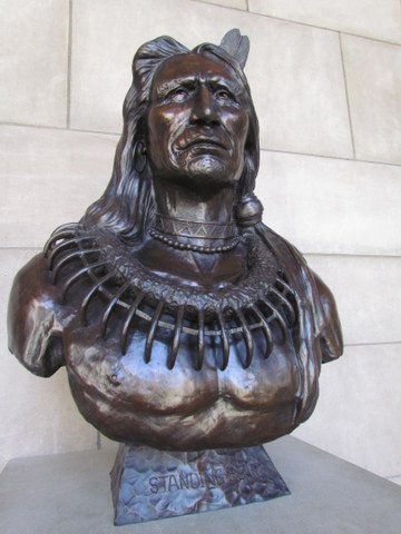 Native American sculpture 