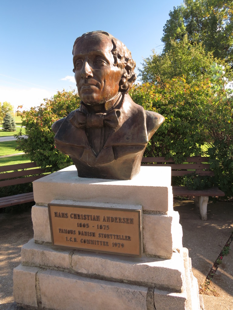 Hans Christian Andersen bust in Elk Horn, IA 