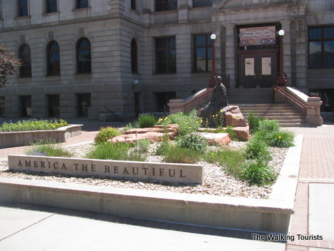 Bates' monument in Colorado Springs