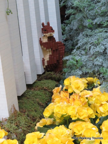 Squirrel on a fencepost made out of LEGO