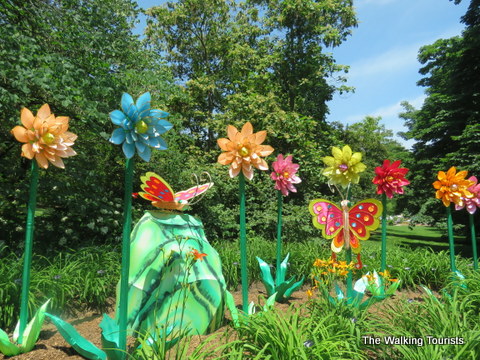Lanterns on display at Missouri Botanical gardens for a limited time 