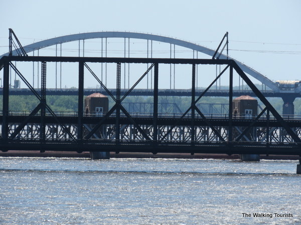 See the bridges of the area by boat in Moline, Illinois