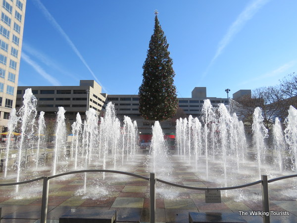 The Kansas City Mayor's Tree with the water fountain choreographed to a holiday song.