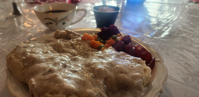 Chicken gravy on biscuits
